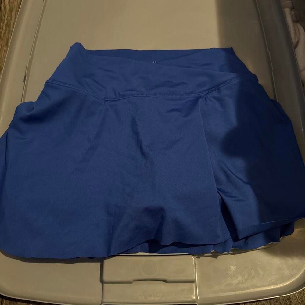 Calvin-klein Women's Blue and Navy Skirt